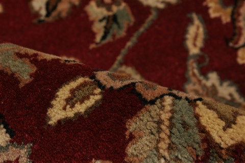 Agra Red Hand Knotted 82 X 103 Area Rug 250-21758 Image 3