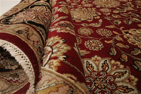 Agra Red Hand Knotted 82 X 103 Area Rug 250-21758 Image 9