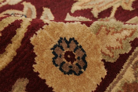 Agra Red Hand Knotted 711 X 99 Area Rug 250-21770 Image 3