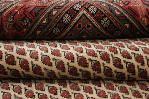 Agra Beige Square Hand Knotted 89 X 103 Area Rug 250-21779 Image 7