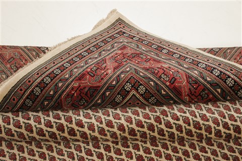 Agra Beige Square Hand Knotted 89 X 103 Area Rug 250-21779 Image 8