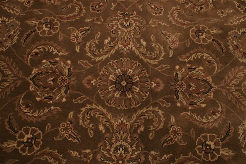 Agra Brown Hand Knotted 83 X 100 Area Rug 250-21786 Image 18