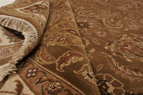 Agra Brown Hand Knotted 83 X 100 Area Rug 250-21786 Image 7