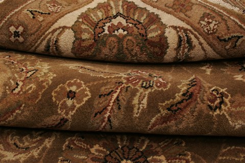 Agra Brown Hand Knotted 83 X 100 Area Rug 250-21786 Image 8