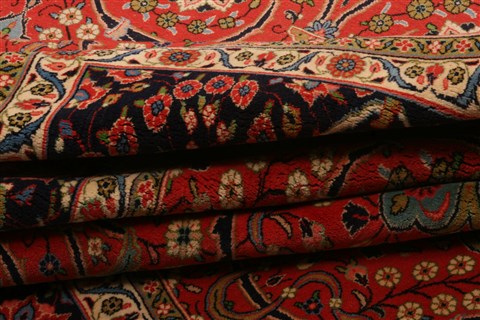 Sarouk Red Hand Knotted 71 X 100 Area Rug 100-21787 Image 10