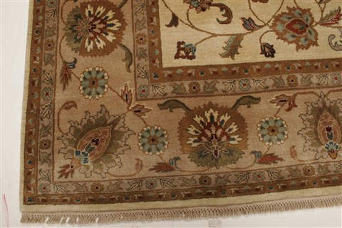 Agra Beige Hand Knotted 81 X 910 Area Rug 250-21788 Image 20