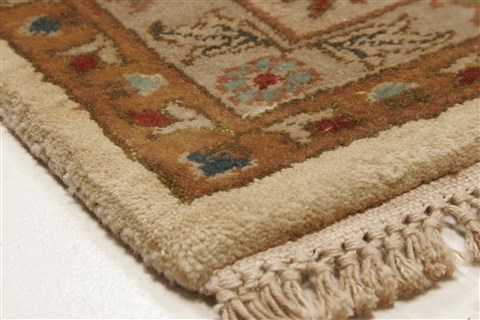 Agra Beige Hand Knotted 81 X 910 Area Rug 250-21788 Image 21