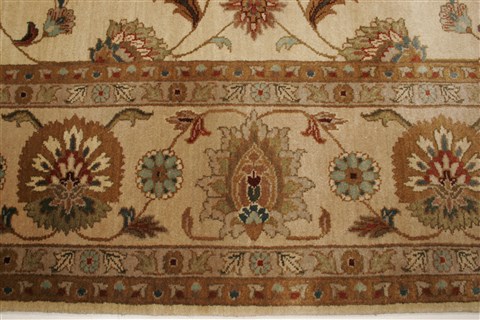 Agra Beige Hand Knotted 81 X 910 Area Rug 250-21788 Image 32