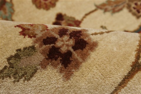 Agra Beige Hand Knotted 81 X 910 Area Rug 250-21788 Image 38