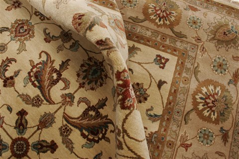 Agra Beige Hand Knotted 81 X 910 Area Rug 250-21788 Image 7