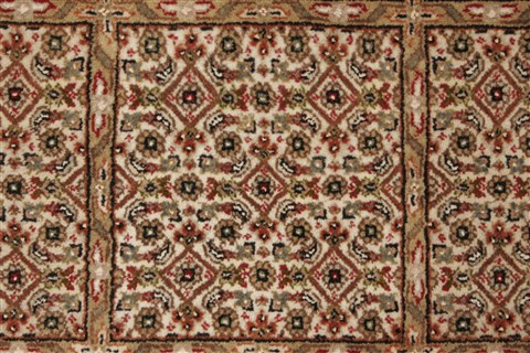 Tabriz Beige Hand Knotted 710 X 910 Area Rug 250-21794 Image 17