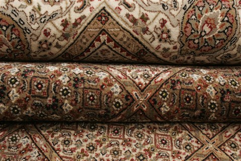 Tabriz Beige Hand Knotted 710 X 910 Area Rug 250-21794 Image 8