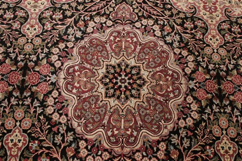 Pak-Persian Black Hand Knotted 81 X 105 Area Rug 250-21795 Image 19