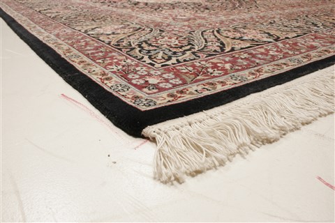 Pak-Persian Black Hand Knotted 81 X 105 Area Rug 250-21795 Image 23
