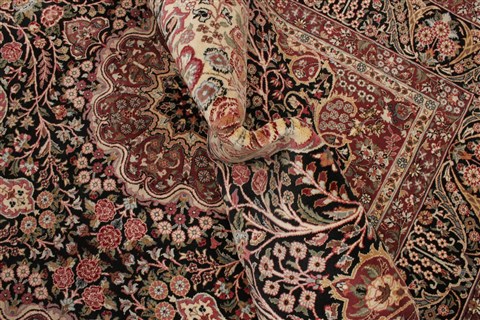 Pak-Persian Black Hand Knotted 81 X 105 Area Rug 250-21795 Image 7