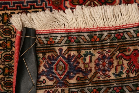Sanandaj Red Runner Hand Knotted 29 X 133 Area Rug 100-21798 Image 7