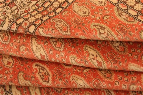 Hereke Red Hand Knotted 610 X 101  Area Rug 253-21835 Image 7