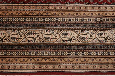 Tabriz Red Hand Knotted 82 X 100 Area Rug 250-21845 Image 12