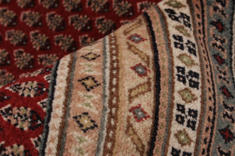 Tabriz Red Hand Knotted 82 X 100 Area Rug 250-21845 Image 1