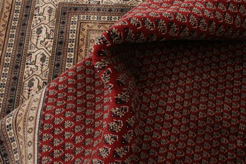 Tabriz Red Hand Knotted 82 X 100 Area Rug 250-21845 Image 4