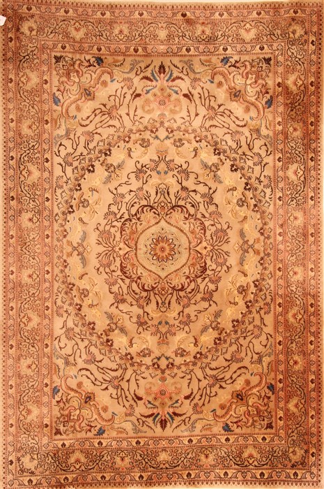 Kashan Beige Hand Knotted 66 X 910 Area Rug 100-21865 Image 0