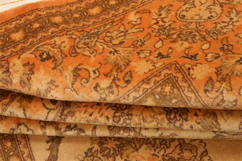 Sarouk Yellow Hand Knotted 69 X 910 Area Rug 100-21888 Image 11
