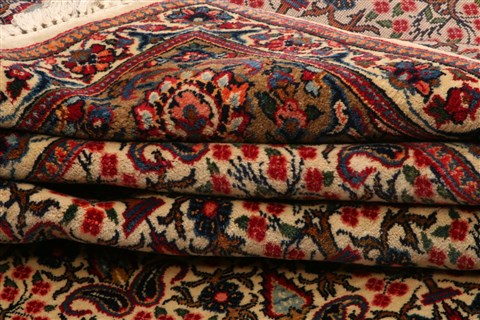Kashan Beige Hand Knotted 70 X 102 Area Rug 100-21892 Image 7