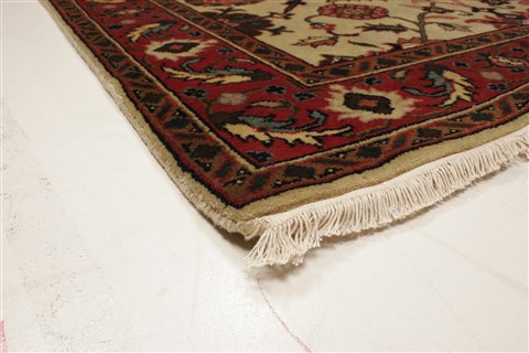 Agra Beige Hand Knotted 41 X 711 Area Rug 250-21905 Image 17