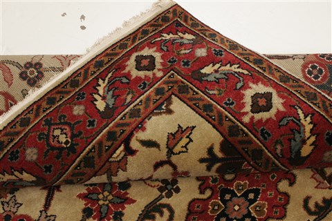 Agra Beige Hand Knotted 41 X 711 Area Rug 250-21905 Image 7