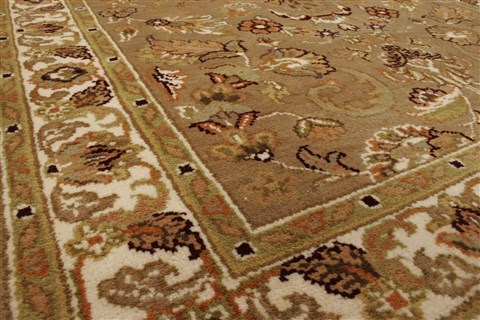 Agra Beige Hand Knotted 40 X 60 Area Rug 250-21907 Image 15