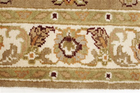 Agra Beige Hand Knotted 40 X 60 Area Rug 250-21907 Image 16
