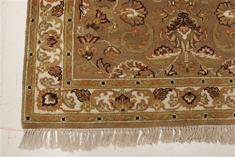 Agra Beige Hand Knotted 40 X 60 Area Rug 250-21907 Image 18