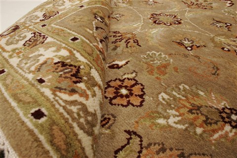 Agra Beige Hand Knotted 40 X 60 Area Rug 250-21907 Image 6