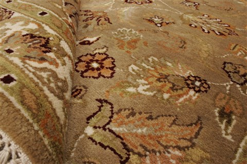 Agra Beige Hand Knotted 40 X 60 Area Rug 250-21907 Image 7