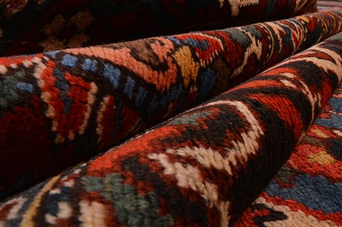 Bakhtiar Red Hand Knotted 110 X 161 Area Rug 100-21944 Image 5