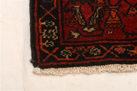 Sanandaj Red Hand Knotted 41 X 56 Area Rug 100-21945 Image 22