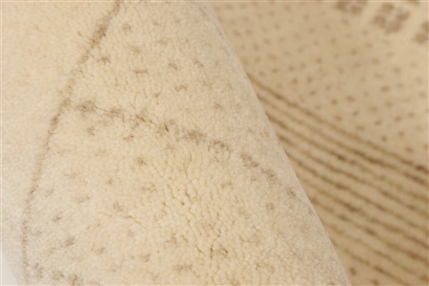 Gabbeh Beige Hand Knotted 40 X 61 Area Rug 250-21946 Image 2