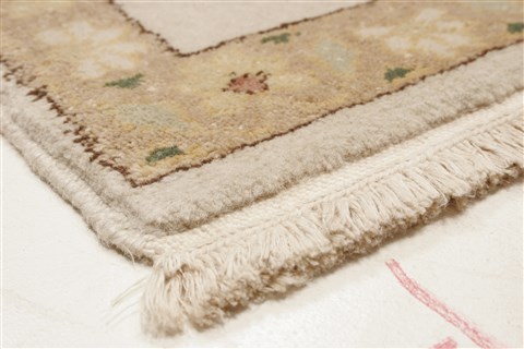 Chobi Beige Hand Knotted 83 X 107 Area Rug 250-21956 Image 20
