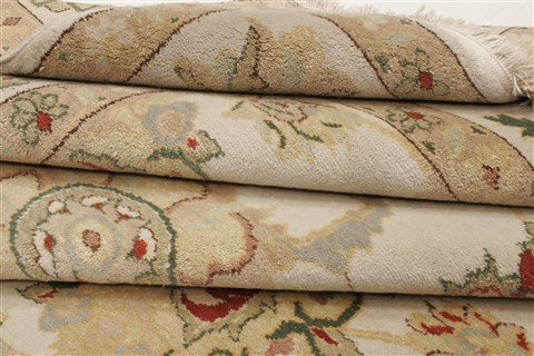 Chobi Beige Hand Knotted 83 X 107 Area Rug 250-21956 Image 8