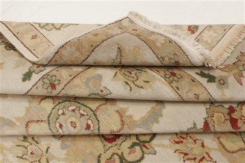 Chobi Beige Hand Knotted 83 X 107 Area Rug 250-21956 Image 9