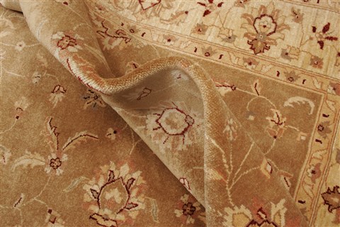 Pishavar Brown Hand Knotted 70 X 88 Area Rug 250-21958 Image 5