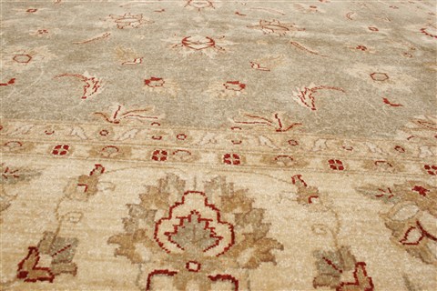 Pishavar Grey Hand Knotted 81 X 96 Area Rug 250-22011 Image 14