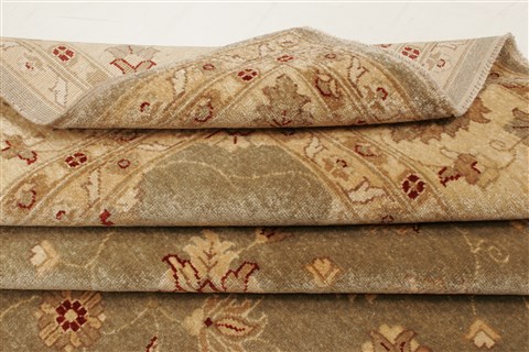 Pishavar Grey Hand Knotted 81 X 96 Area Rug 250-22011 Image 9