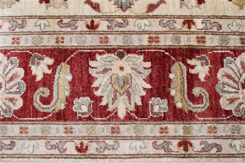 Pishavar Beige Hand Knotted 81 X 100 Area Rug 250-22065 Image 14