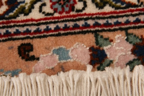 Tabriz Red Hand Knotted 34 X 53 Area Rug 100-22097 Image 13