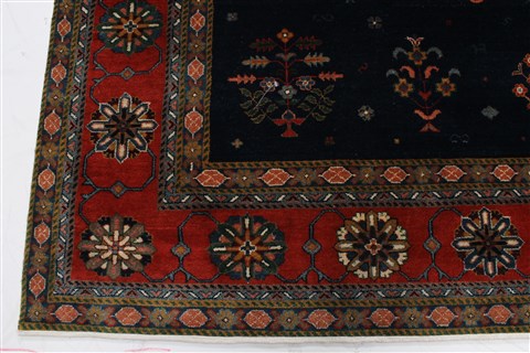 Gabbeh Blue Hand Knotted 89 X 119 Area Rug 250-22102 Image 18