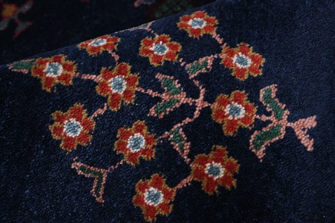 Gabbeh Blue Hand Knotted 89 X 119 Area Rug 250-22102 Image 4