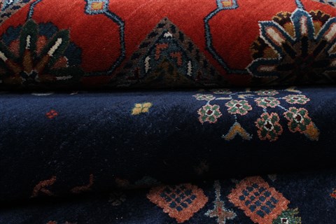 Gabbeh Blue Hand Knotted 89 X 119 Area Rug 250-22102 Image 8