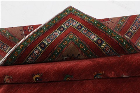 Gabbeh Red Hand Knotted 811 X 116 Area Rug 250-22124 Image 16