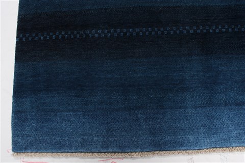 Gabbeh Blue Hand Knotted 91 X 1111 Area Rug 250-22141 Image 4